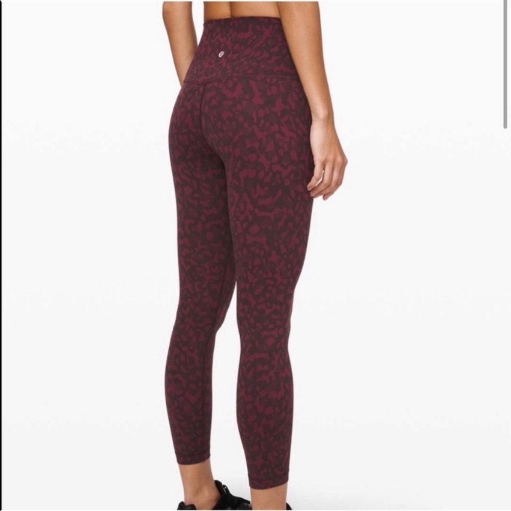 Lululemon maroon wunder under leggings